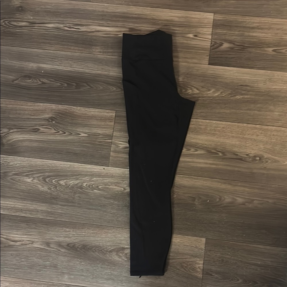 Fabletics PureLuxe Black Capris